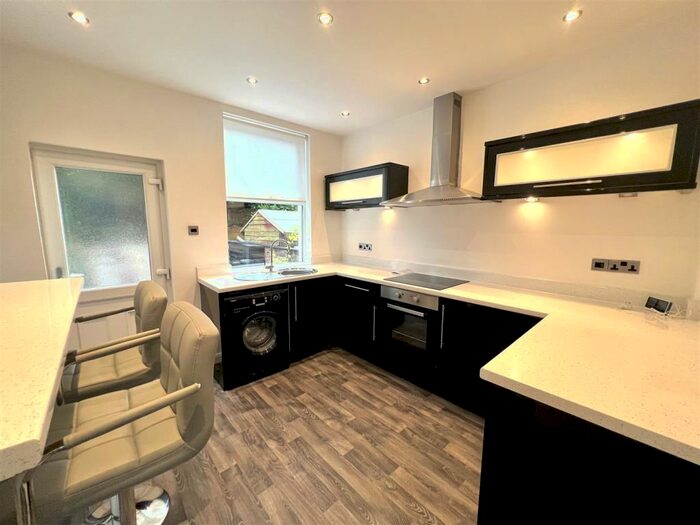 2 Bedroom Terraced House To Rent In St. Pauls Street, Stalybridge, SK15