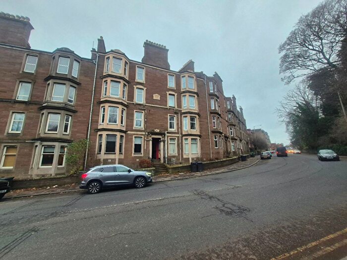 2 Bedroom Flat To Rent In Lochee Road, Lochee West, Dundee, DD2