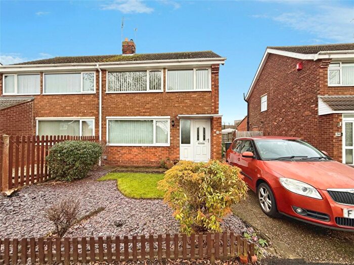 3 Bedroom Semi Detached House For Sale In Wallis Avenue, Lincoln, Lincolnshire, LN6