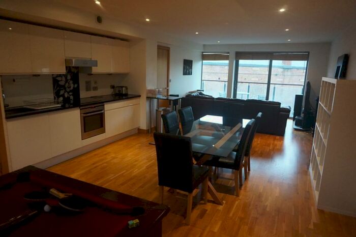2 Bedroom Apartment To Rent In Dace Road, Bow, London, E3