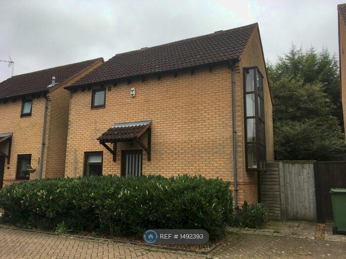 2 Bedroom Detached House To Rent In Homeward Court, Loughton, Milton Keynes, MK5