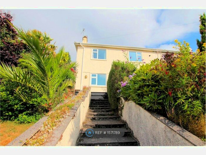 6 Bedroom Semi-Detached House To Rent In Trevethan Road, Falmouth, TR11