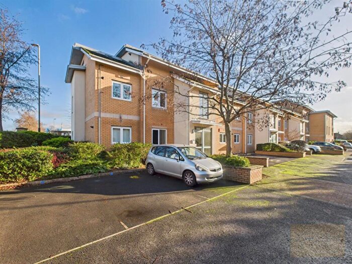 2 Bedroom Apartment For Sale In Gemini Close, Cheltenham, GL51