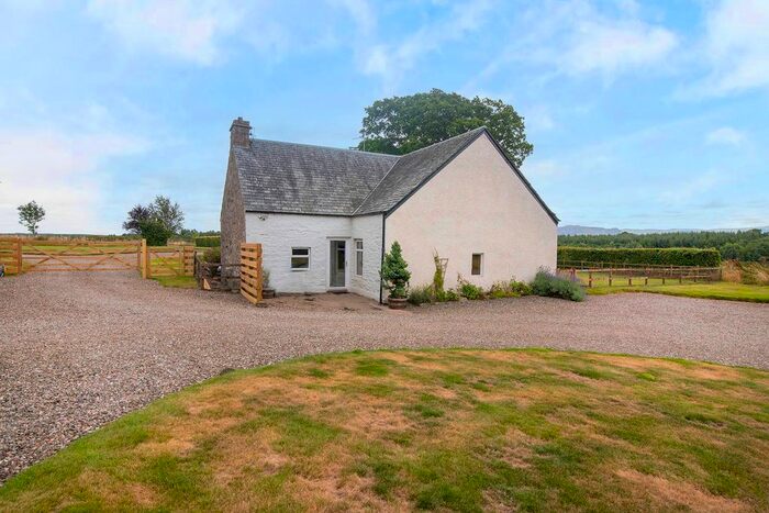 4 Bedroom Cottage To Rent In Raith, Crieff, PH7