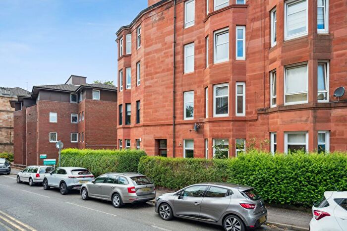 1 Bedroom Flat To Rent In Battlefield Gardens, Flat -, Battlefield, Glasgow, G42