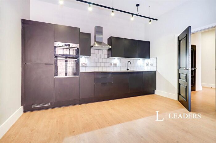 2 Bedroom Flat To Rent In Falcon Street, Loughborough, Leicestershire, LE11