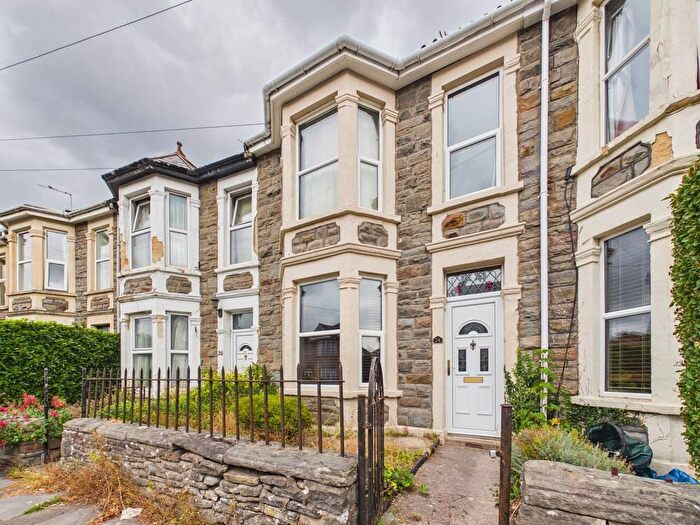3 Bedroom Terraced House For Sale In Downend Park Road, Bristol, BS16