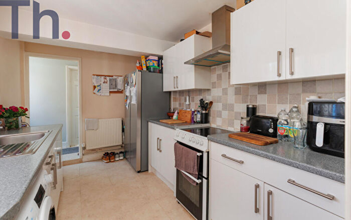 3 Bedroom Semi-Detached House For Sale In Newport, Isle Of Wight, PO30