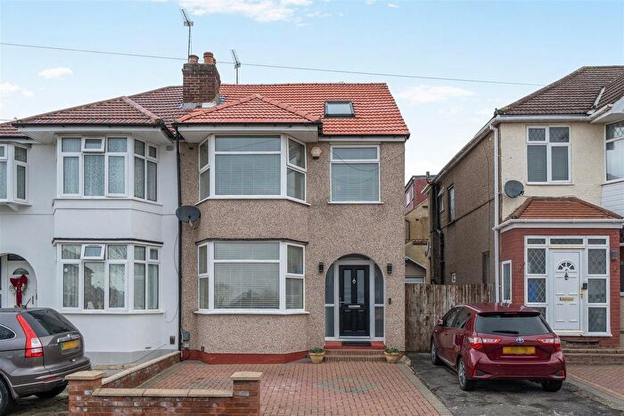 4 Bedroom Semi Detached House For Sale In Charmian Avenue, Stanmore, HA7