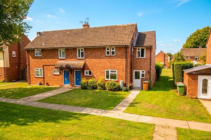 4 Bedroom Semi-Detached House For Sale In Barton Road, Badersfield, Norwich, NR10