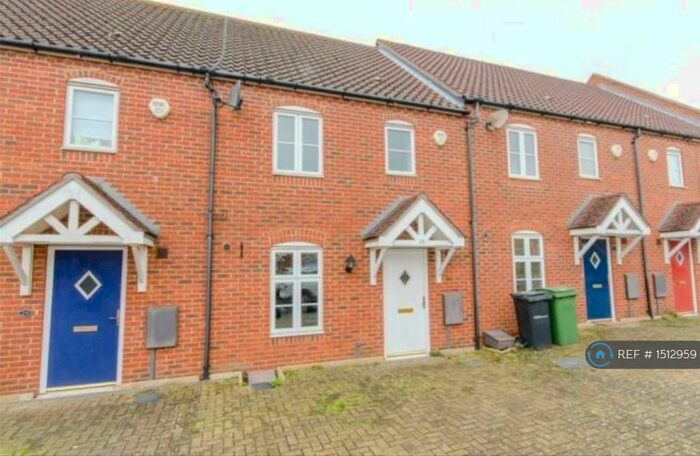 3 Bedroom Terraced House To Rent In Farington Close, Maidstone, ME16