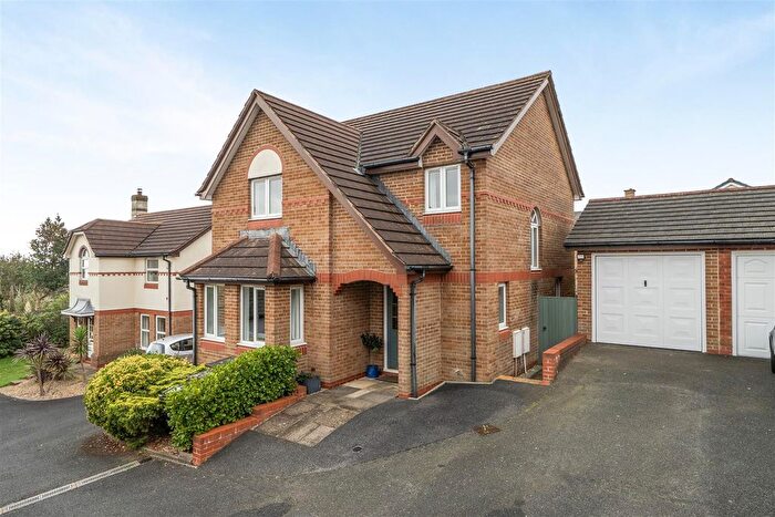 4 Bedroom Detached House For Sale In Penhale Road, Falmouth, TR11