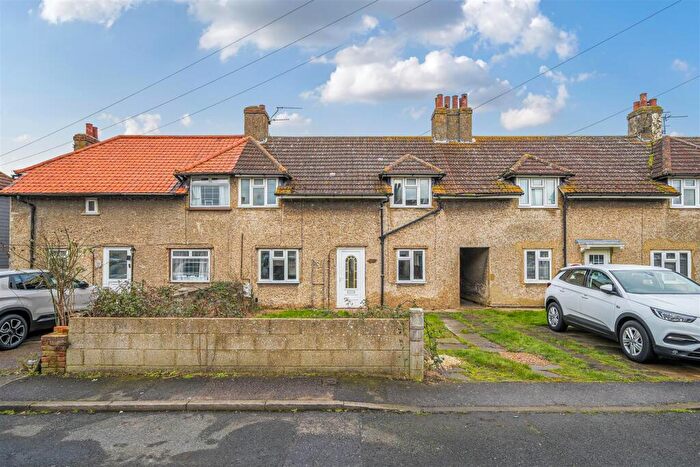 2 Bedroom Semi Detached House For Sale In The Poplars, Hersden, Canterbury, CT3