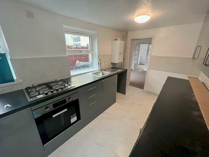 3 Bedroom House To Rent In Alma Street, Wellingborough, NN8