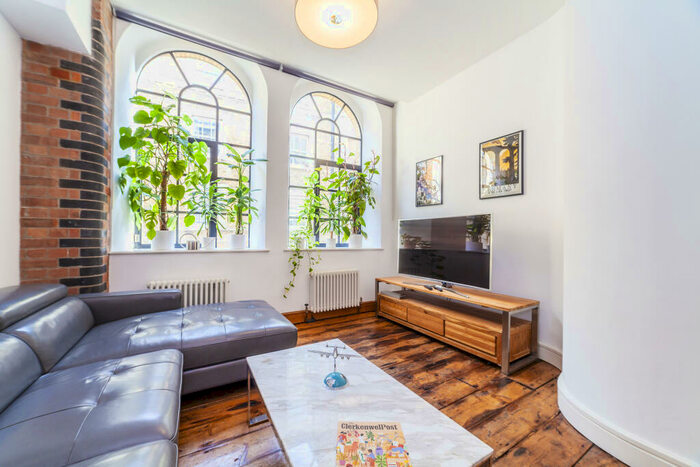 1 Bedroom Apartment To Rent In Pear Tree Court, Clerkenwell, London, EC1R