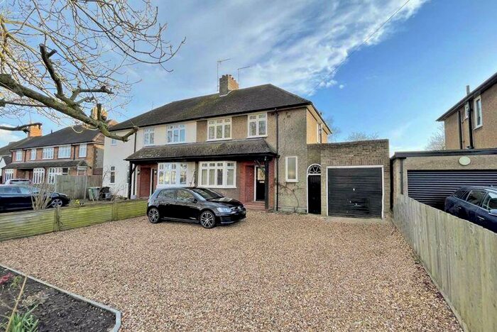 3 Bedroom Semi-Detached House To Rent In Roman Bank, Stamford, PE9