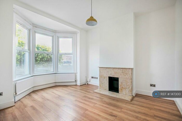 3 Bedroom Terraced House To Rent In Chingford Road, London, E17