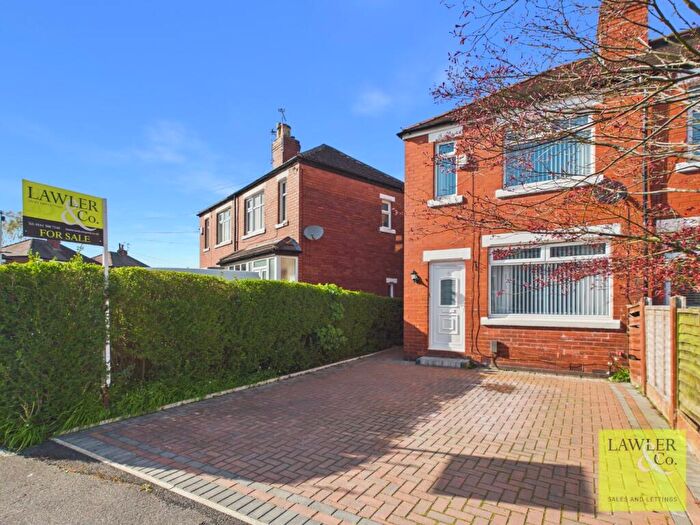 2 Bedroom Semi Detached House For Sale In Beeston Grove, Stockport, Cheshire, SK3