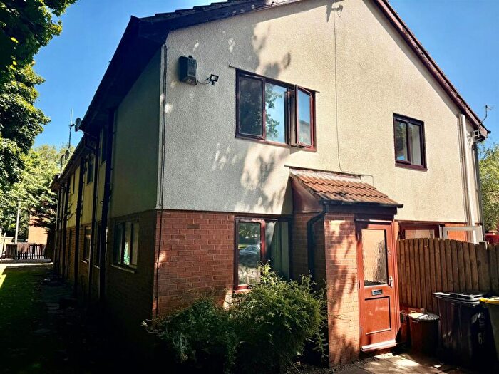 1 Bedroom End Of Terrace House For Sale In Golf View, Ingol, Preston, PR2