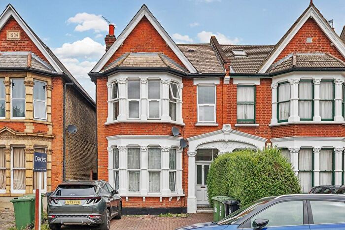2 Bedroom Flat For Sale In Culverley Road, London, SE6