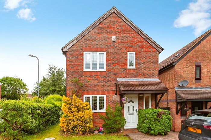 3 Bedroom Detached House To Rent In Ivy Place, Lane End, HP14