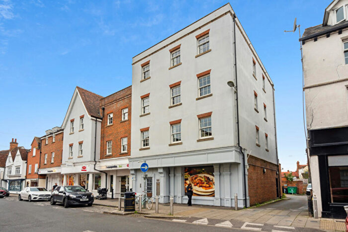 2 Bedroom Flat For Sale In West St. Helen Street, Abingdon, OX14