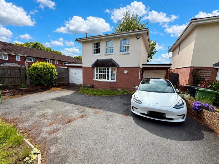 4 Bedroom Detached House For Sale In Grandstand Road, Hereford, HR4