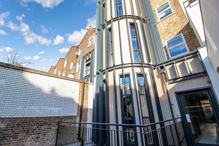 1 Bedroom Studio To Rent In Kilburn High Road, London, NW6