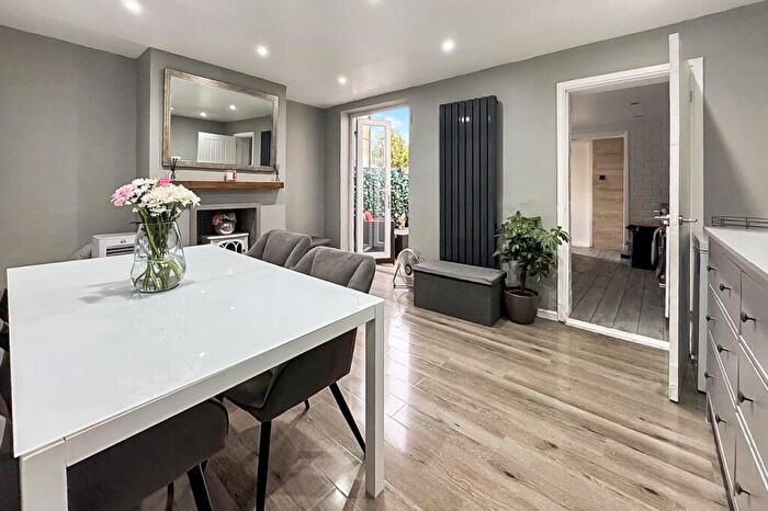 3 Bedroom Terraced House For Sale In High Dewar Road, Rainham, Gillingham, ME8