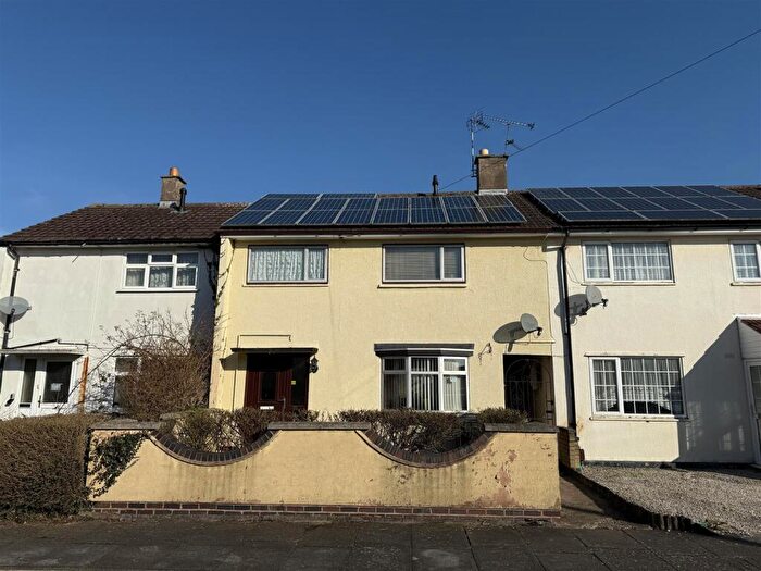 3 Bedroom Town House For Sale In Sturdee Road, Eyres Monsell, LE2