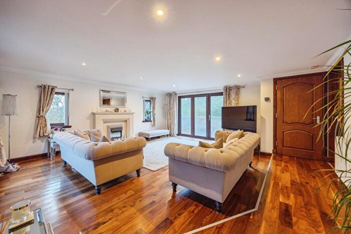 5 Bedroom Detached House For Sale In Kirkton Place, Bathgate, West Lothian, EH48