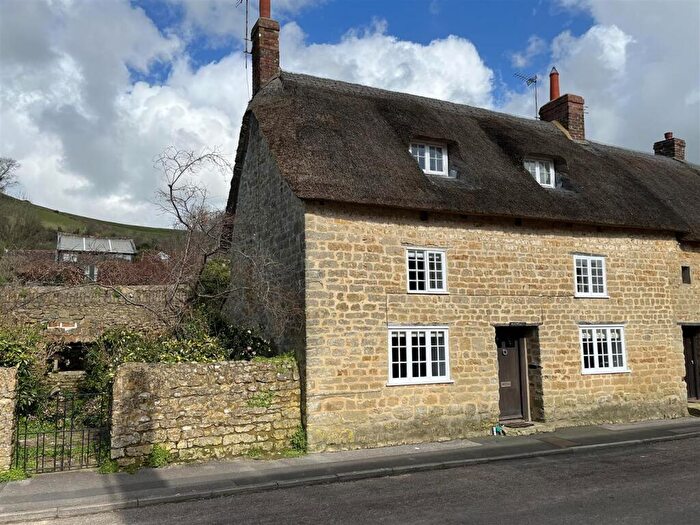 4 Bedroom Semi-Detached House For Sale In Loders, Bridport, DT6