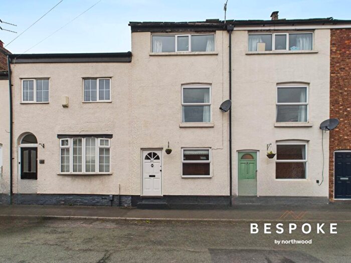 3 Bedroom Terraced House For Sale In High Street, Macclesfield, SK11