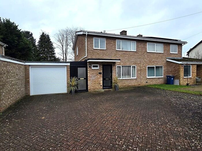 3 Bedroom Semi Detached House For Sale In Cinques Road, Gamlingay, SG19