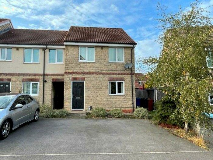 3 Bedroom House To Rent In Leslie Road, Barnsley, South Yorkshire, S70