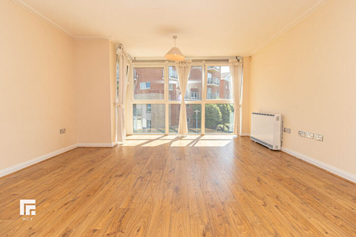 2 Bedroom Apartment To Rent In Rio House, Century Wharf, Cardiff Bay, CF10