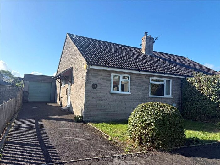 2 Bedroom Bungalow To Rent In Parklands Way, Somerton, Somerset, TA11