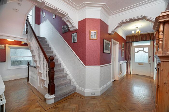 7 Bedroom Detached House For Sale In Old Park Road, Roundhay, LS8