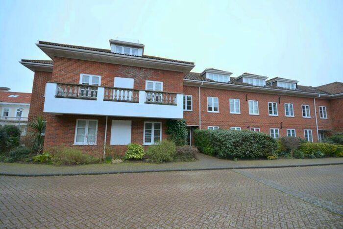2 Bedroom Flat To Rent In Elizabeth Court, North Foreland Road, CT10
