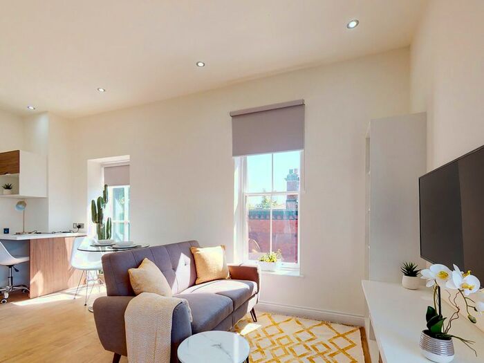 1 Bedroom Flat To Rent In Clarendon Road, Leeds, LS2