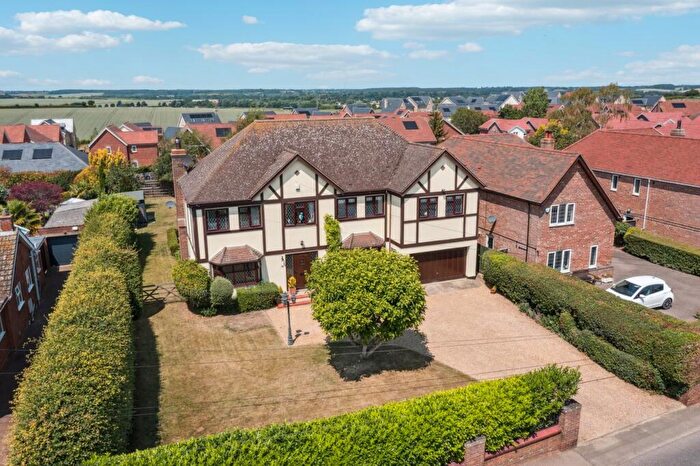 5 Bedroom Detached House For Sale In High Street, Meppershall, Shefford, SG17