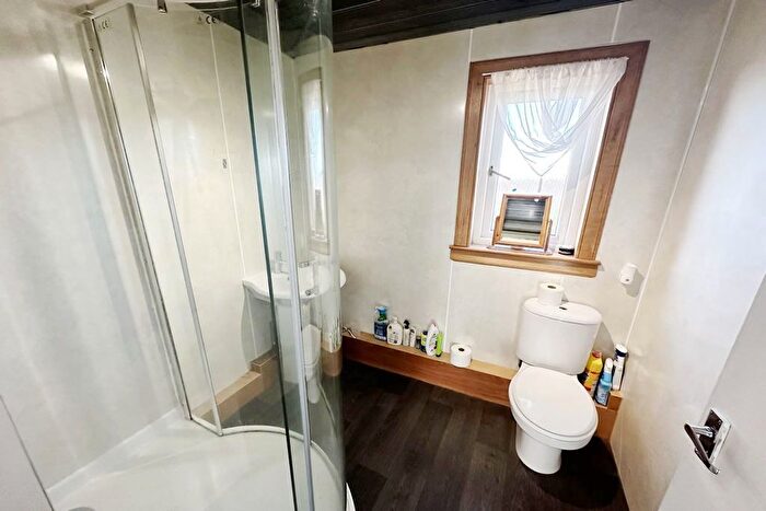 3 Bedroom Semi-Detached House For Sale In , Wellshot Crescent, Kennoway, Leven, KY8