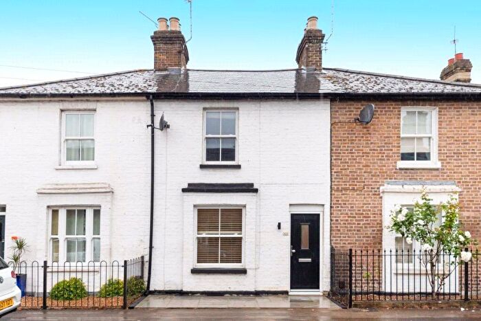 2 Bedroom Terraced House To Rent In Risborough Road, Maidenhead, Berkshire, SL6