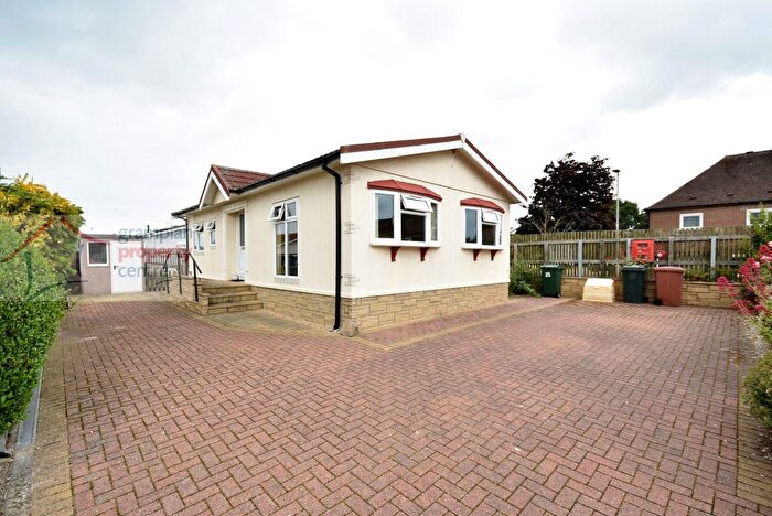 2 Bedroom Park Home For Sale In Ashgrove Park, Elgin, IV30