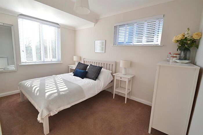 3 Bedroom Detached Bungalow For Sale In Sunny Ridge, Carters Corner, Hailsham, BN27