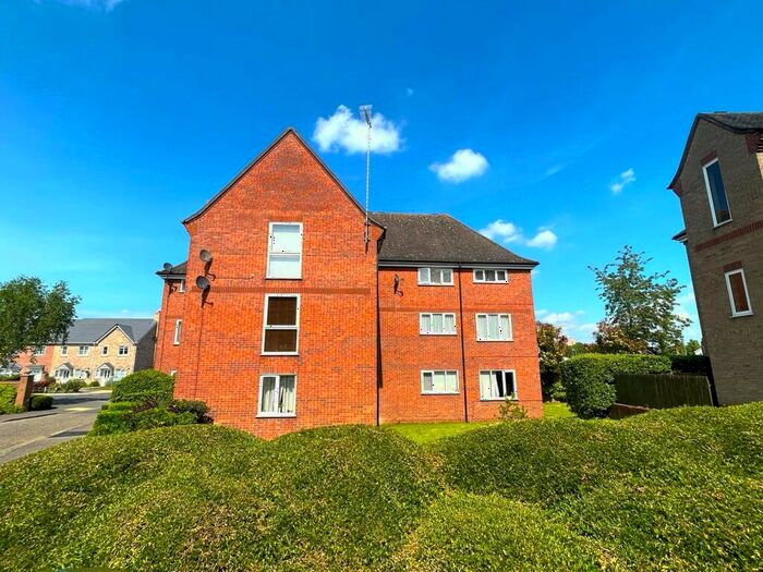 2 Bedroom Flat To Rent In Trinity Mews, Bury St. Edmunds, IP33