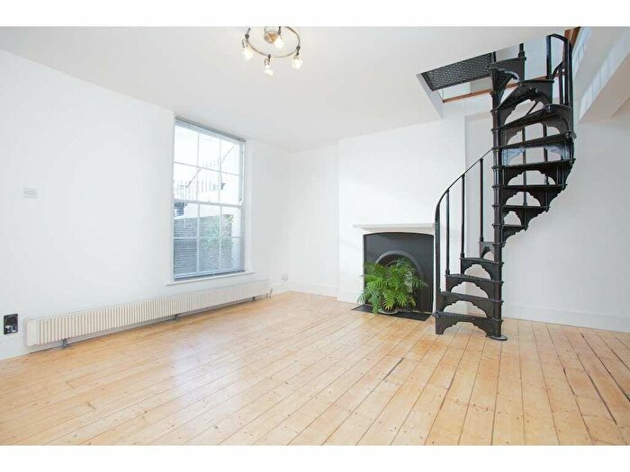 2 Bedroom Flat To Rent In Mornington Terrace, NW1