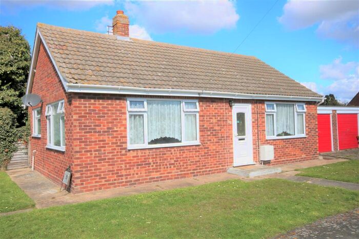 2 Bedroom Detached Bungalow To Rent In Coolyne Way, Clacton-On-Sea, CO15