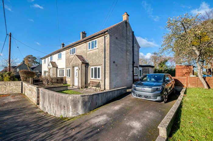 3 Bedroom Semi-Detached House To Rent In Greenleaze, Lamyatt, BA4