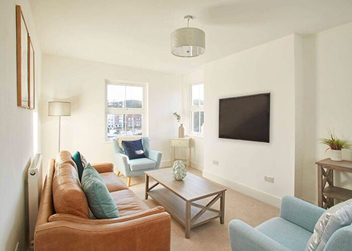 3 Bedroom Flat To Rent In Whitby, YO21